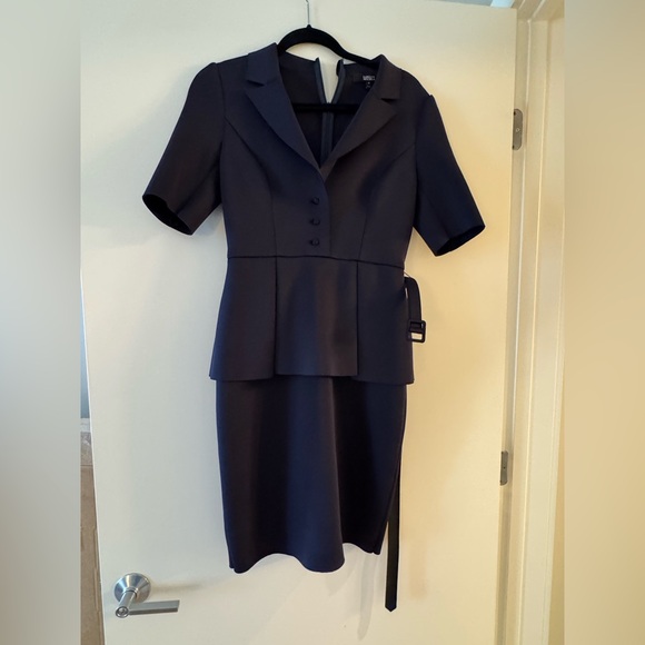 NWOT Badgley Mischka Elbow Sleeve Scuba Peplum Dress - Picture 4 of 5